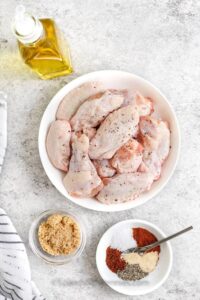 bahan-bahan untuk membuat Sayap Ayam Gosok Kering