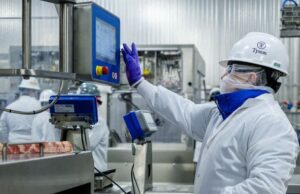Tyson membuka pabrik bacon berteknologi tinggi senilai $355 juta di Kentucky