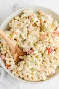 semangkuk Salad Makaroni Klasik