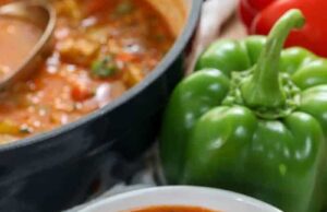 Kelezatan Panas dalam Setiap Sendok: Terkuaknya Rahasia ‘Sup Lada Isi’ yang Menggoda Lidah, Sajikan dengan Kelebihan dan Habis dengan Kenikmatan Uang Anda