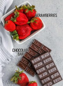 Stroberi Lapis Coklat yang mudah