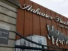 Anheuser-Busch menghindari pemogokan dalam kesepakatan dengan serikat pekerja