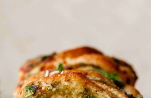 Pesto Pull-Apart Bread
