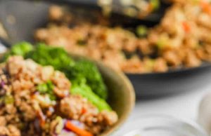 Mangkuk Kalkun Giling Wijen (Makan 20 Menit)