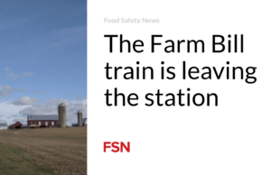 Kereta Farm Bill meninggalkan stasiun