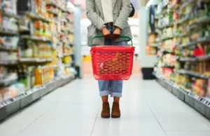 Harga pangan mendorong ‘revolusi konsumen’ melalui hidangan buatan sendiri yang rumit