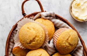 Easy Cornbread Muffins Recipe