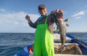 Industri makanan laut harus menyadari bahwa laut yang sehat memerlukan perlindungan hak asasi manusia