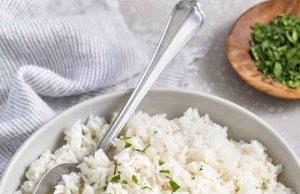 Nasi Kelapa – Habiskan Dengan Uang