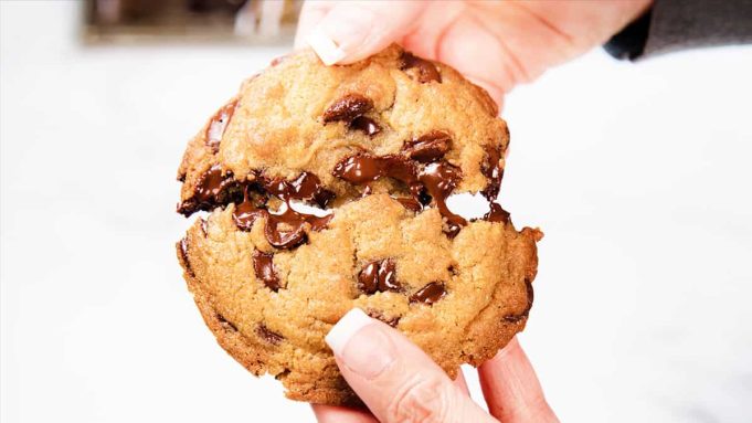 Chocolate-Chip-Cookies.jpg