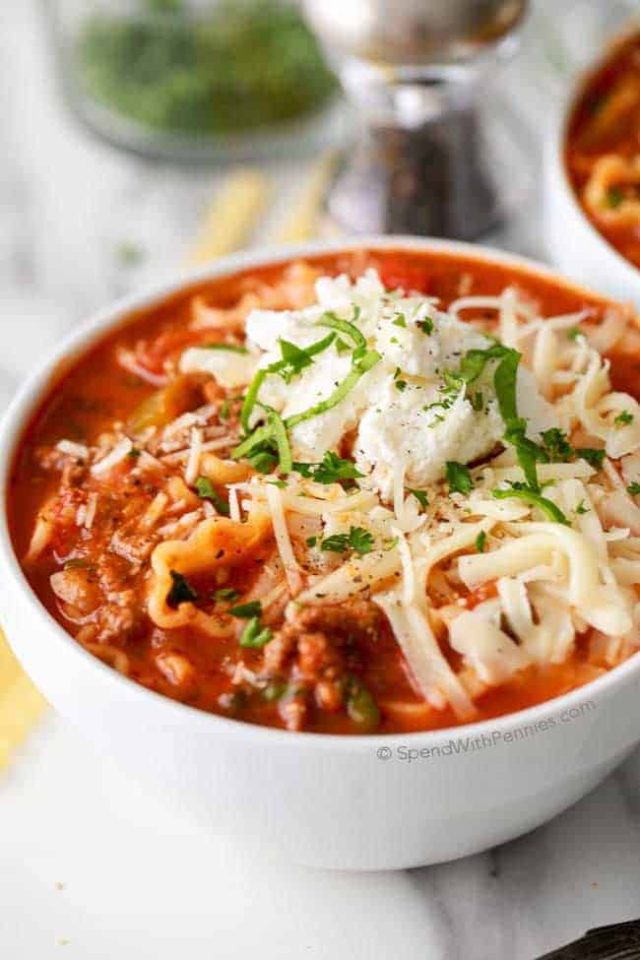 Crockpot-Lasagna-Soup-25.jpg