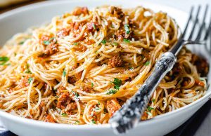 Singkatnya: 10 Kreasi Pesto yang Menarik