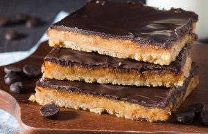 Fudgy, Chewy, dan Gooey 20 Resep Brownies dan Bar yang Wajib Dicoba