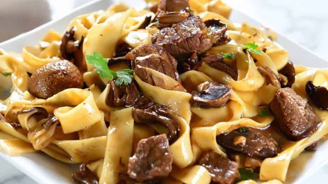 Slow-Cooker-Beef-with-Mushrooms.jpg