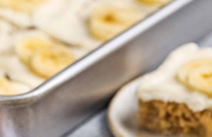 Pisang Batangan dengan Frosting Krim Keju