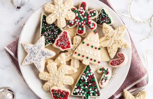 Panggang 19 Kue Natal Meriah di Aula untuk Dirayakan