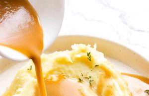 Make-Ahead Turkey Gravy – Erren’s Kitchen