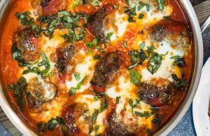 14 Resep Kemasan Mozzarella untuk Makanan Keju yang Nyaman