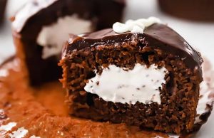 16 Kue Kuno Yang Rasanya Seperti Buatan Nenek