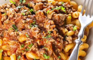 Warm Up with These 35 Slow Cooker Comfort Food Favorites