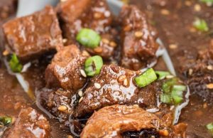 18 Fantastic Slow Cooker Recipes for Lazy Days and Big Flavors