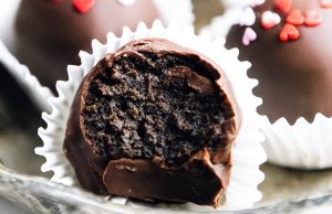 30 resep cokelat yang akan menyapu valentine Anda dari kaki mereka