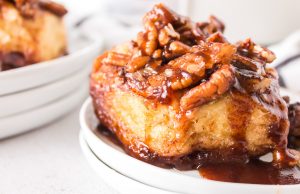 24 Decadent Sweet Buns That Are Perfect for Breakfast or Dessert
