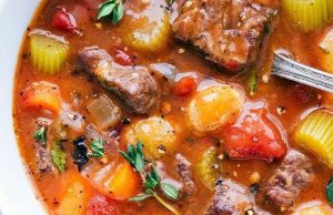 Makan malam lambat lambat sangat lezat sehingga kami tidak bisa menyimpannya sendiri