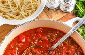 Saus pasta daging sapi giling – habiskan dengan uang receh