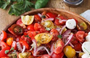 Salad Tomat – Habiskan dengan uang