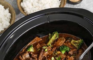 Daging sapi dan brokoli slow cooker