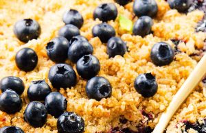 Easy Blueberry Crumble