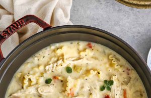 Sup lasagna putih yang lebih ringan – habiskan dengan uang receh