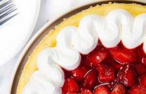 Creamy Cheesecake with Strawberry Topping