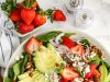 Salad Bayam Strawberry – Habiskan dengan uang