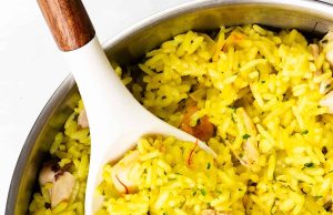 One Pot Chicken and Yellow Rice