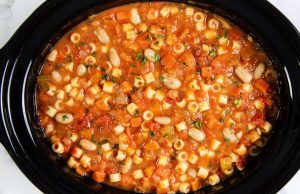 Perlambat memasak jalan Anda untuk membumbui dengan 18 resep yang harus dicoba ini